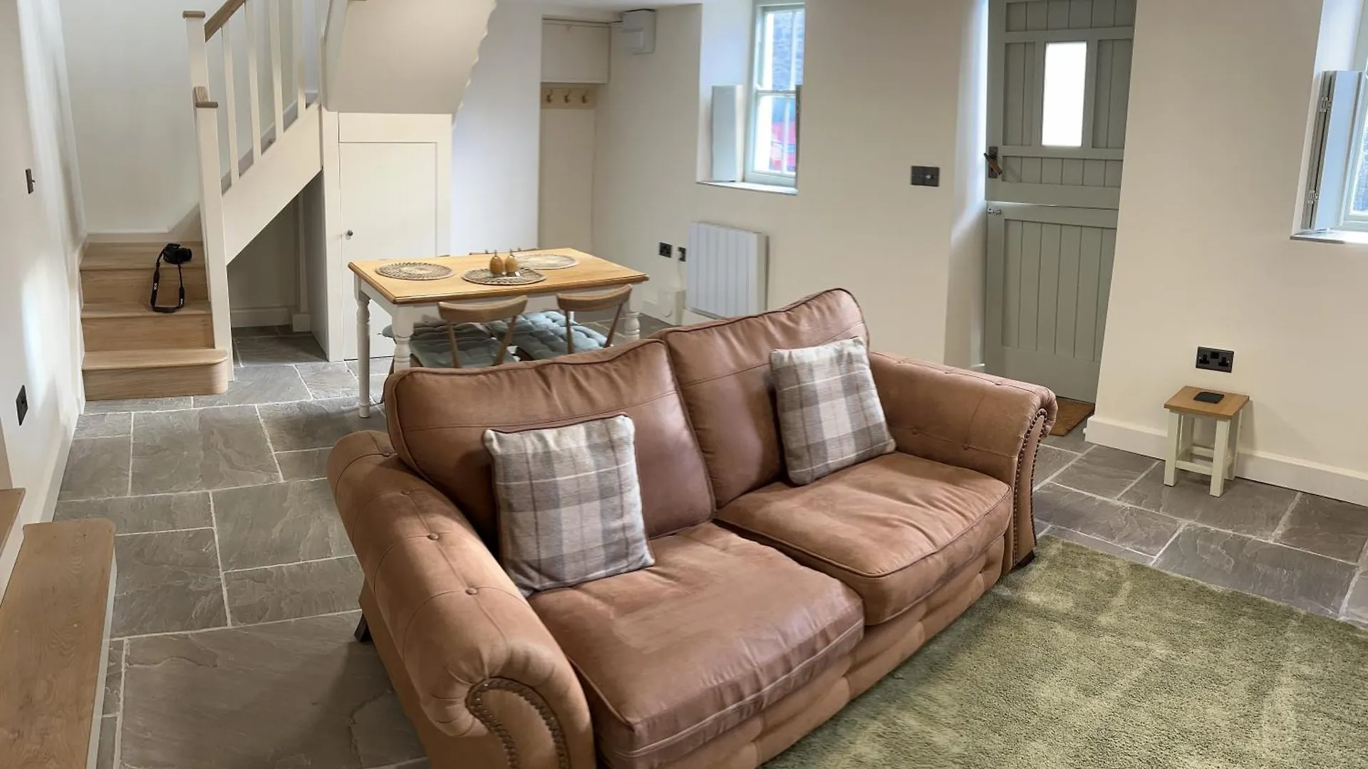 Where to Stay Near Milford Haven Golf Club: 2 Hotels for Couples