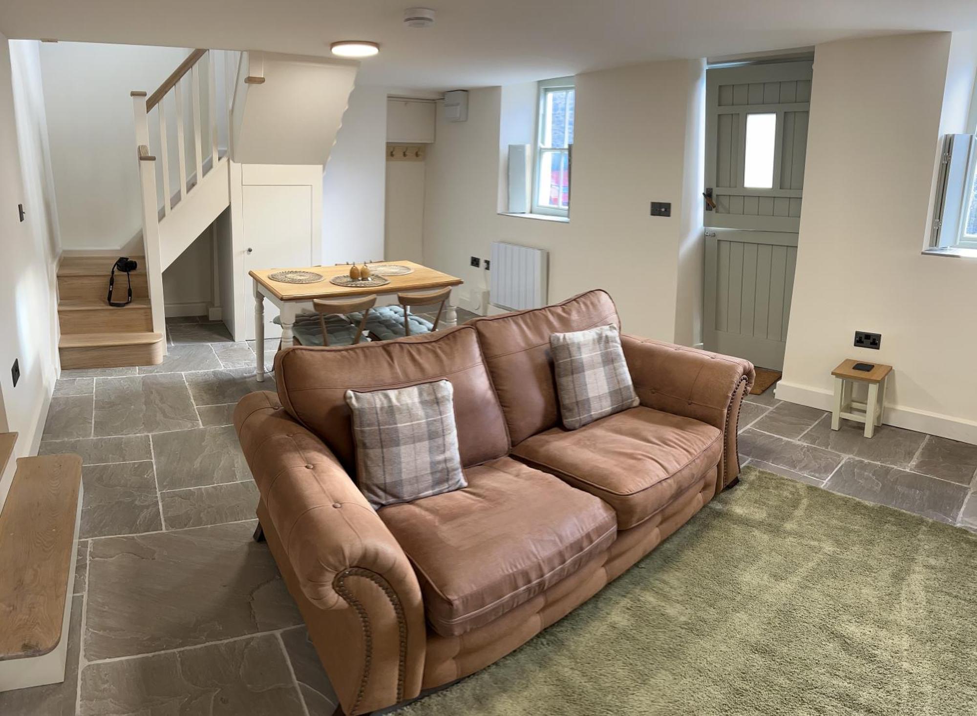 Where to Stay Near Milford Haven Golf Club: 2 Hotels for Couples