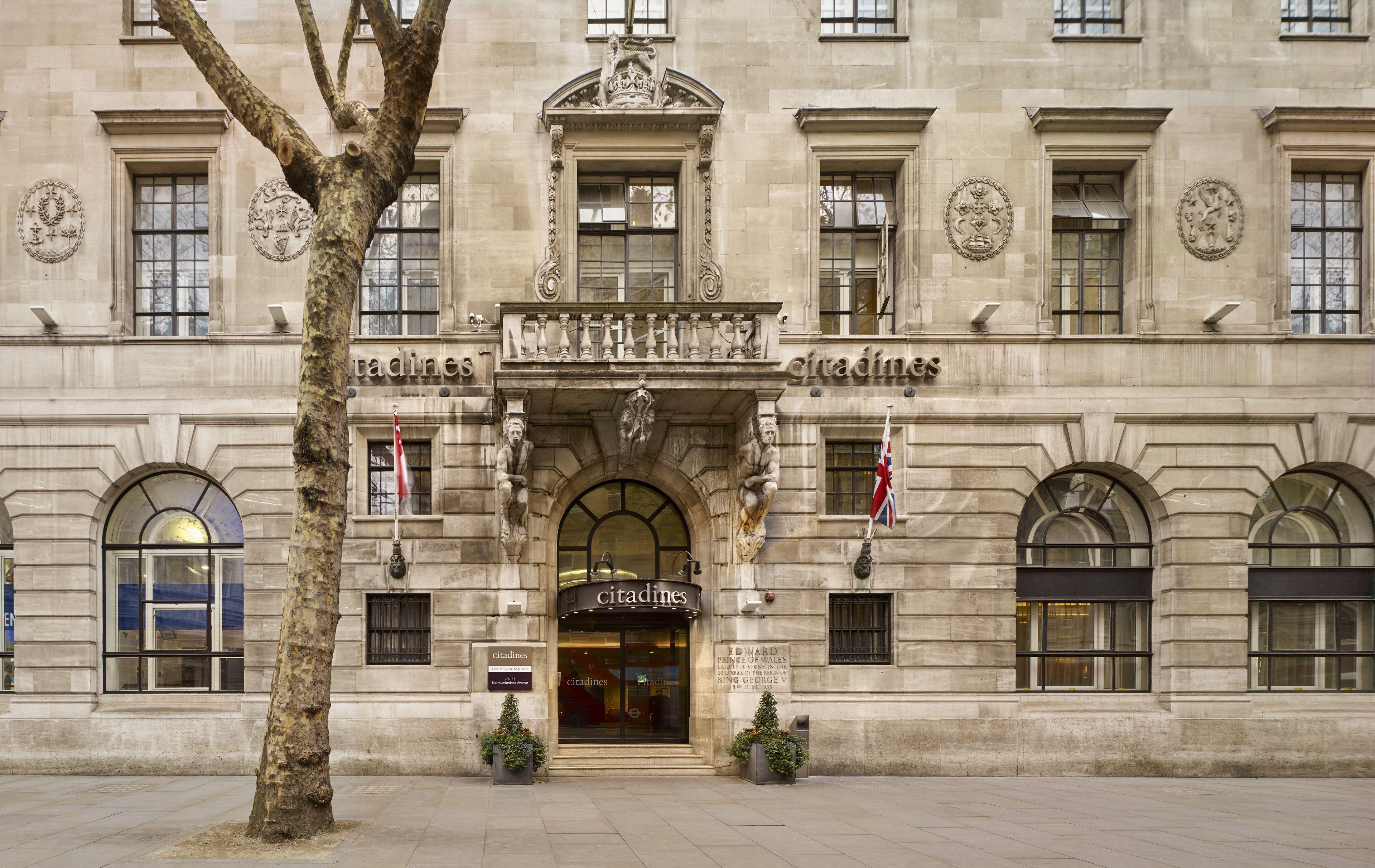 4 Four-Star Hotels Near St James That Deliver on Location