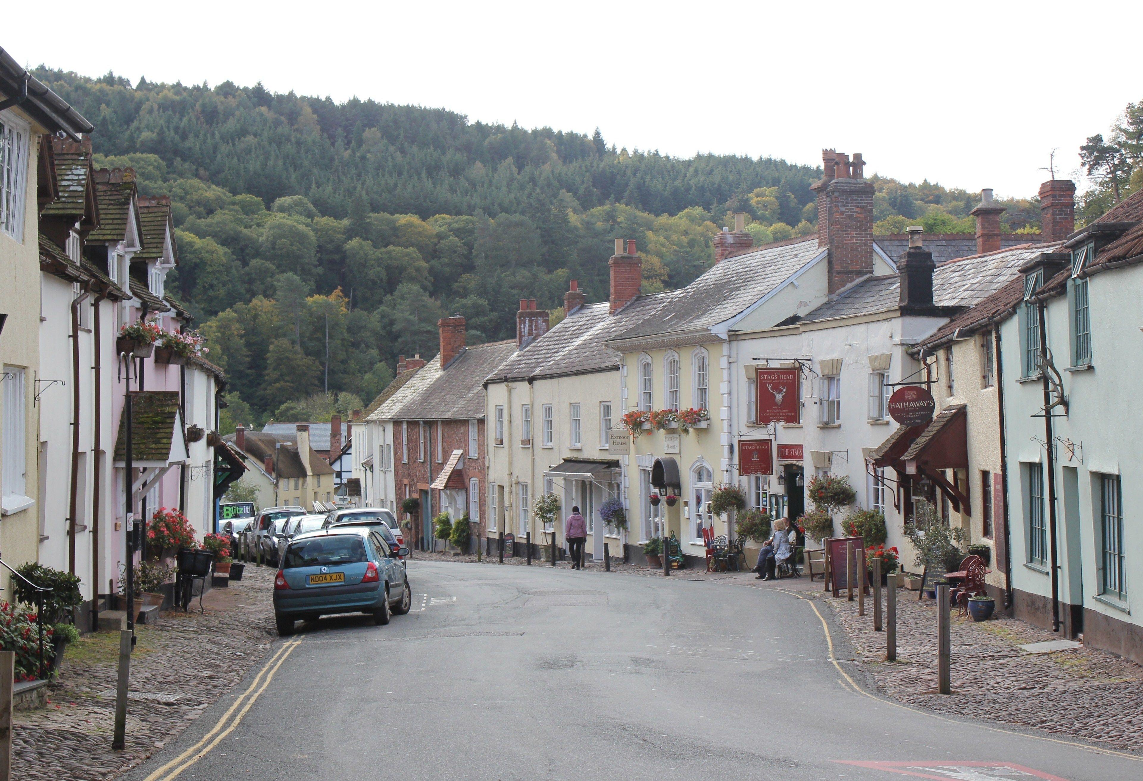 4 Couples Hotels Near Daws Castle Worth Booking in Watchet